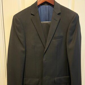 Combatant Gentlemen Slim Fit Black Suit – 34R – 30 waist New w/o tags